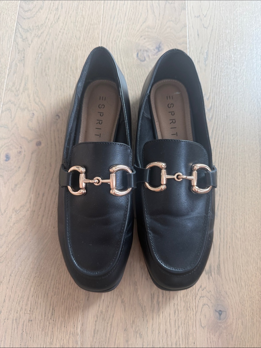 Esprit Black Leather Loafers with Gold-Tone Horsebit